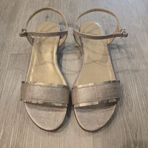 Stuart Weitzman Nugget Summer Linen Leather Sole Flat Sandal Size 8